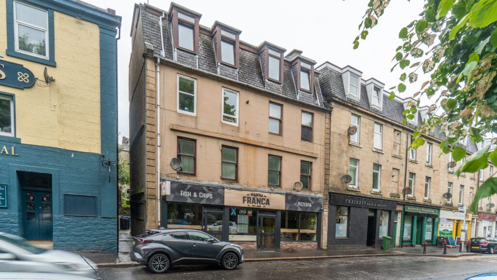 1 bed flat for sale in Shore Street, Gourock PA19, £22,500