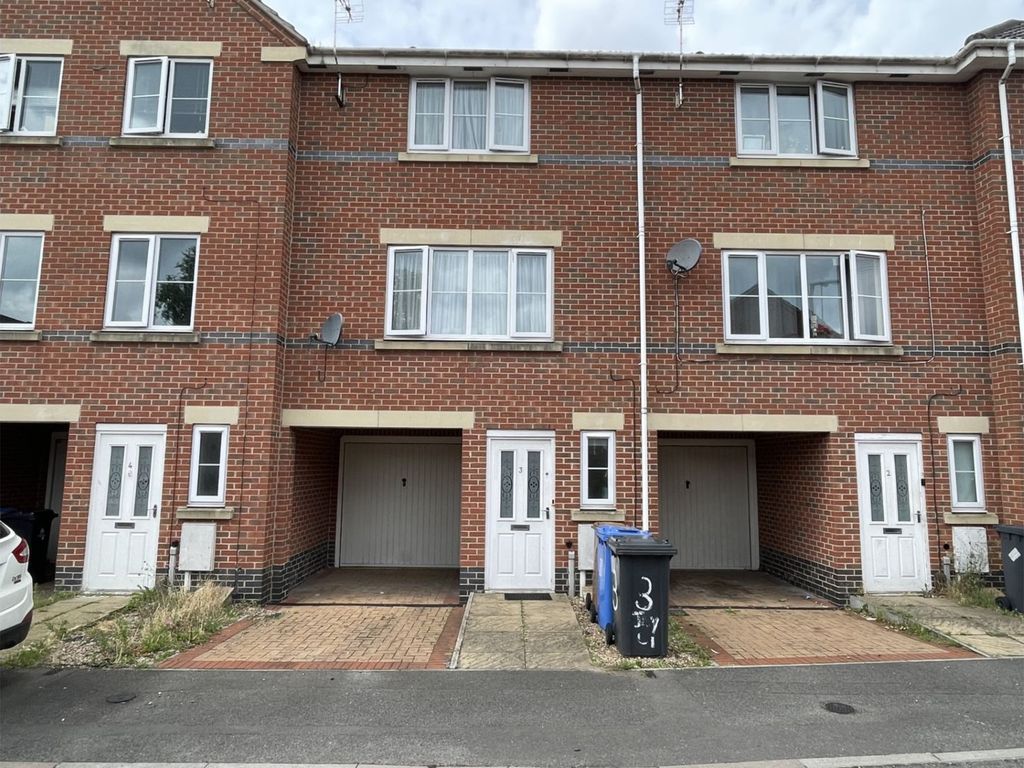 3 bed town house for sale in Jay Court, Derby DE22, £230,000