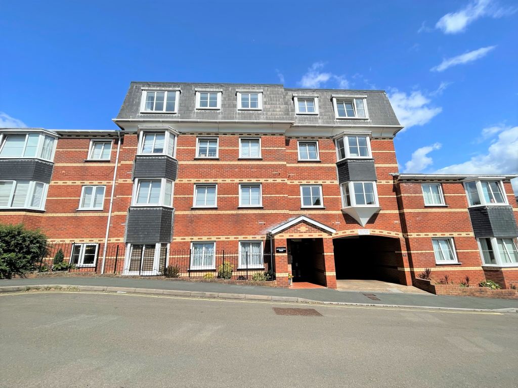 1 bed property for sale in Little Bicton Court, Little Bicton Place, Exmouth EX8, £99,950