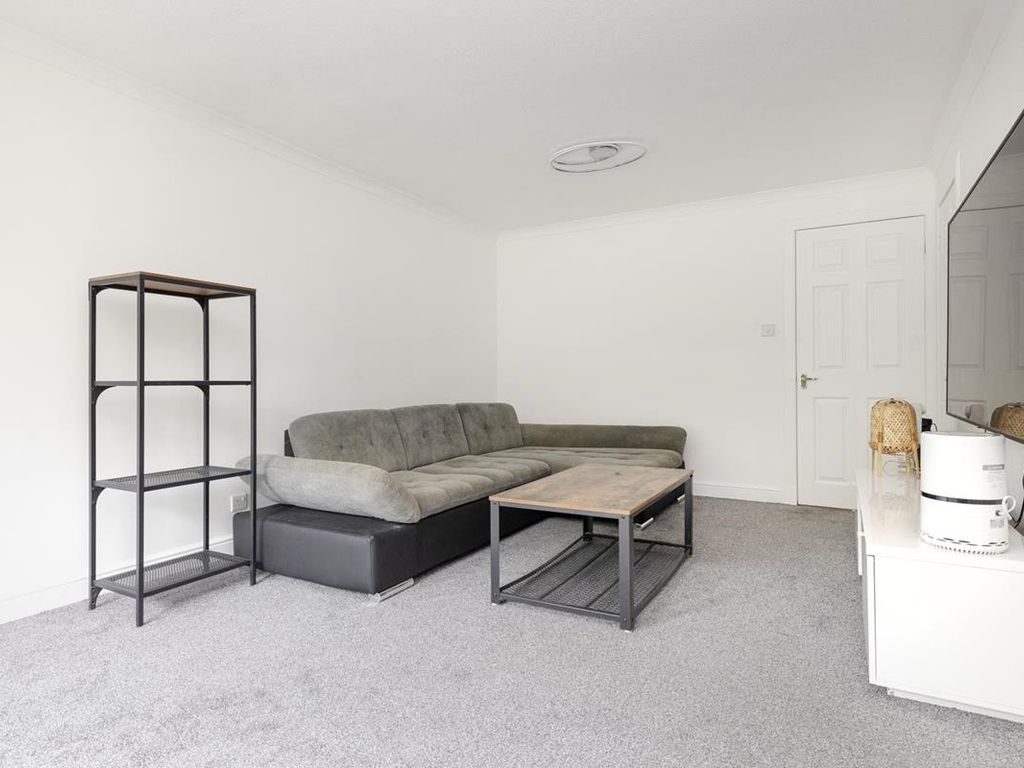 2 bed flat for sale in Hayfield, East Craig, Edinburgh EH12, £180,000
