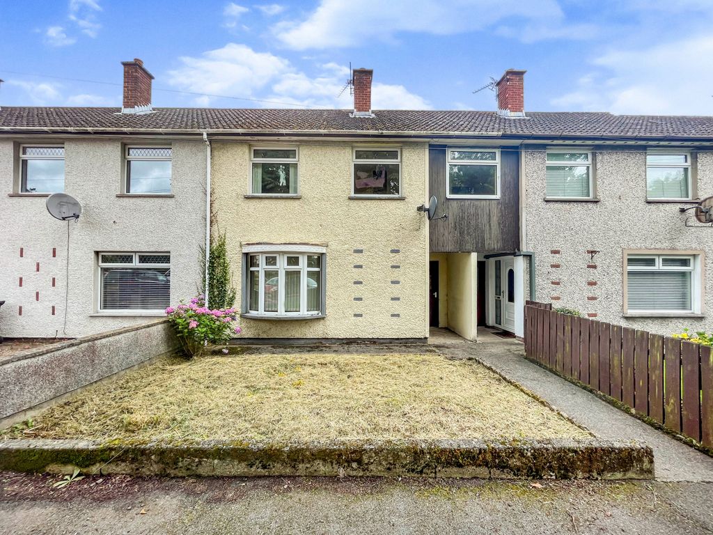 4 bed terraced house for sale in Millbrook Walk, Lisburn BT27, £95,000