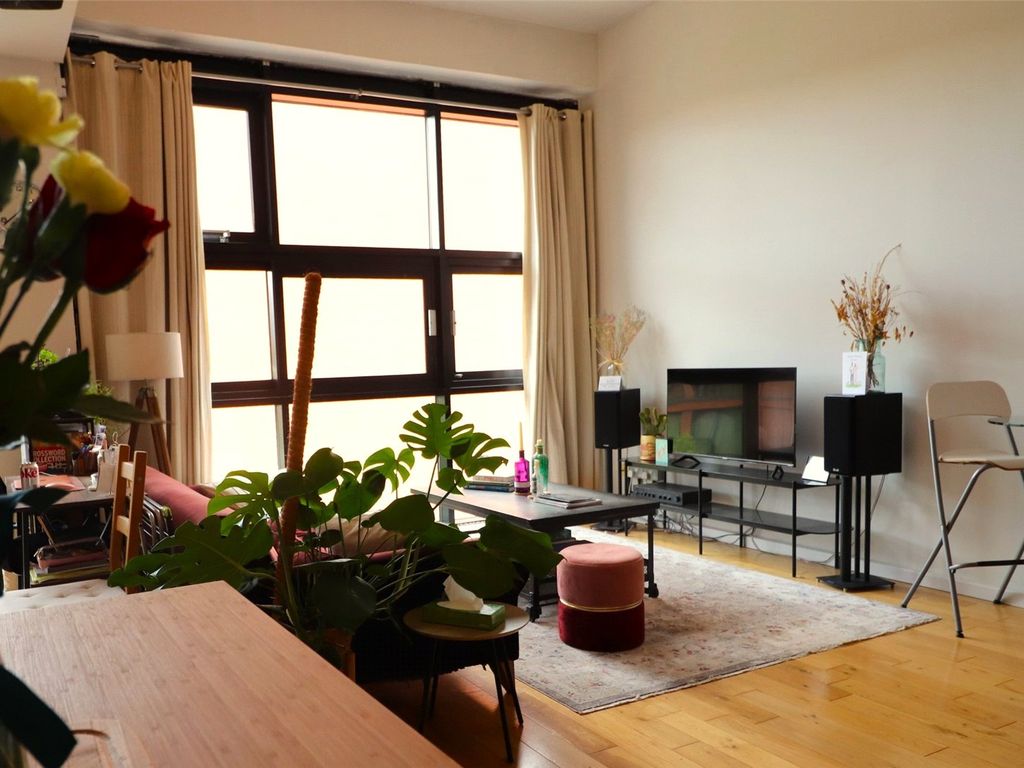 1 bed flat for sale in Amazon Lofts, Tenby Street, Birmingham B1, £240,000