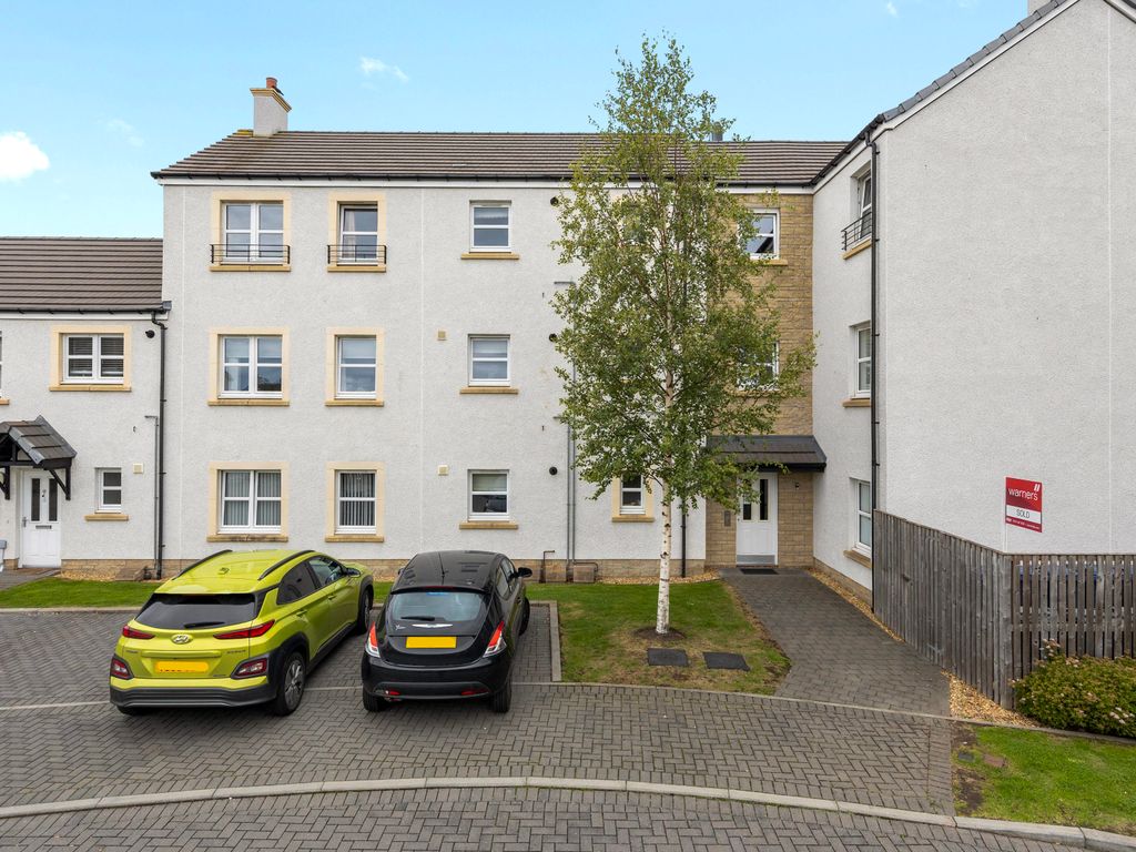 2 bed flat for sale in 16B, Thorny Crook Crescent, Dalkeith EH22, £160,000