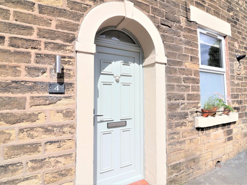 2 bed cottage for sale in Hollincross Lane, Glossop SK13, £220,000