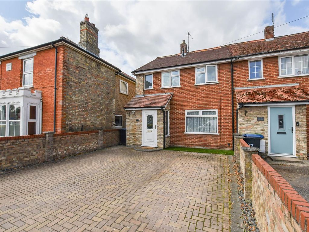 3 bed end terrace house for sale in Carter Street, Fordham, Ely CB7, £325,000