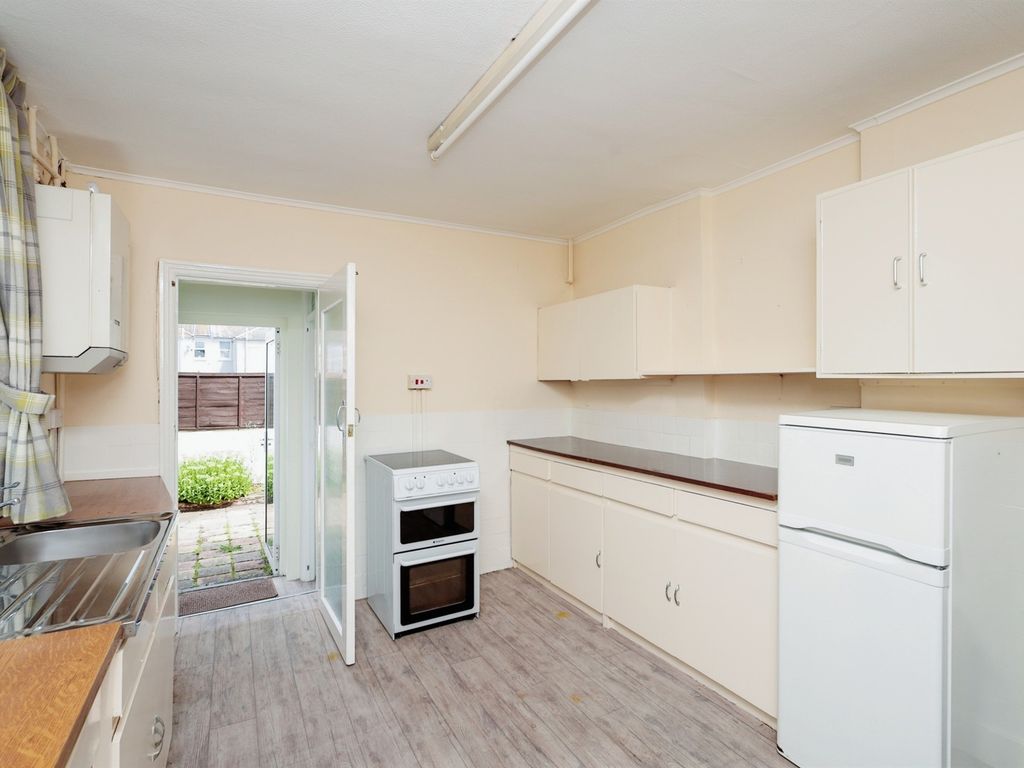 2 bed terraced house for sale in Eshton Road, Eastbourne BN22, £265,000