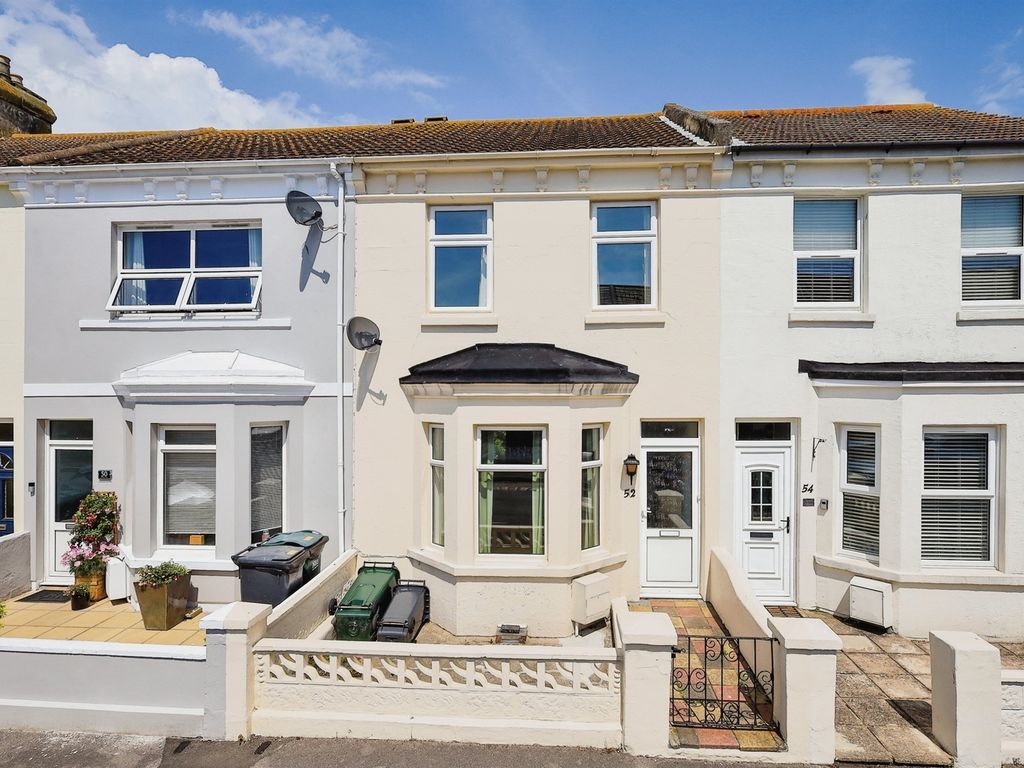 2 bed terraced house for sale in Eshton Road, Eastbourne BN22, £265,000