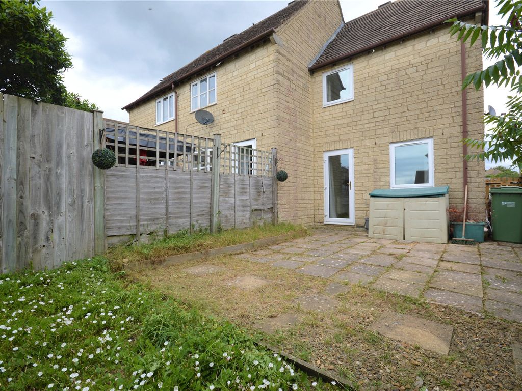 1 bed end terrace house for sale in Foxes Close, Chalford, Stroud, Gloucestershire GL6, £190,000