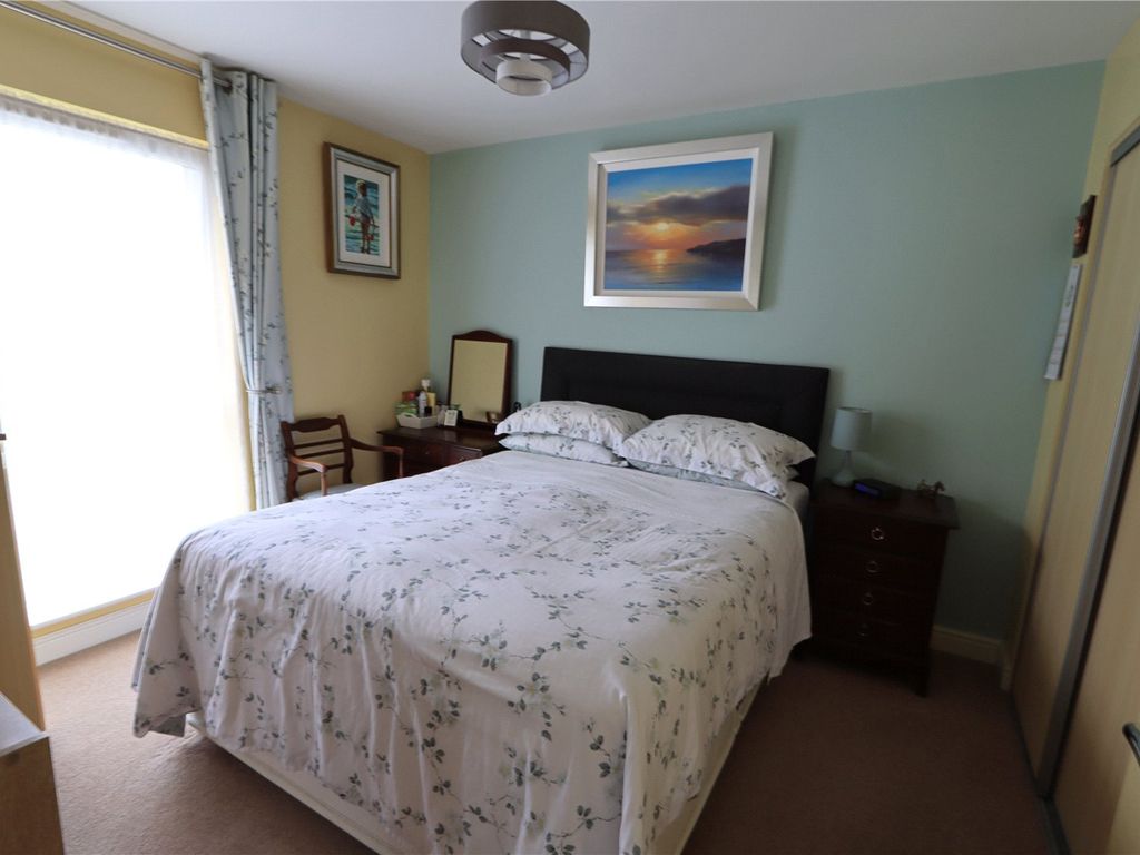 3 bed property for sale in Hambledines, Redhouse Park, Milton Keynes MK14, £251,250