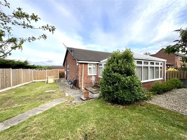2 bed bungalow for sale in Heyhouse Way, Chapeltown, Sheffield S35, £220,000