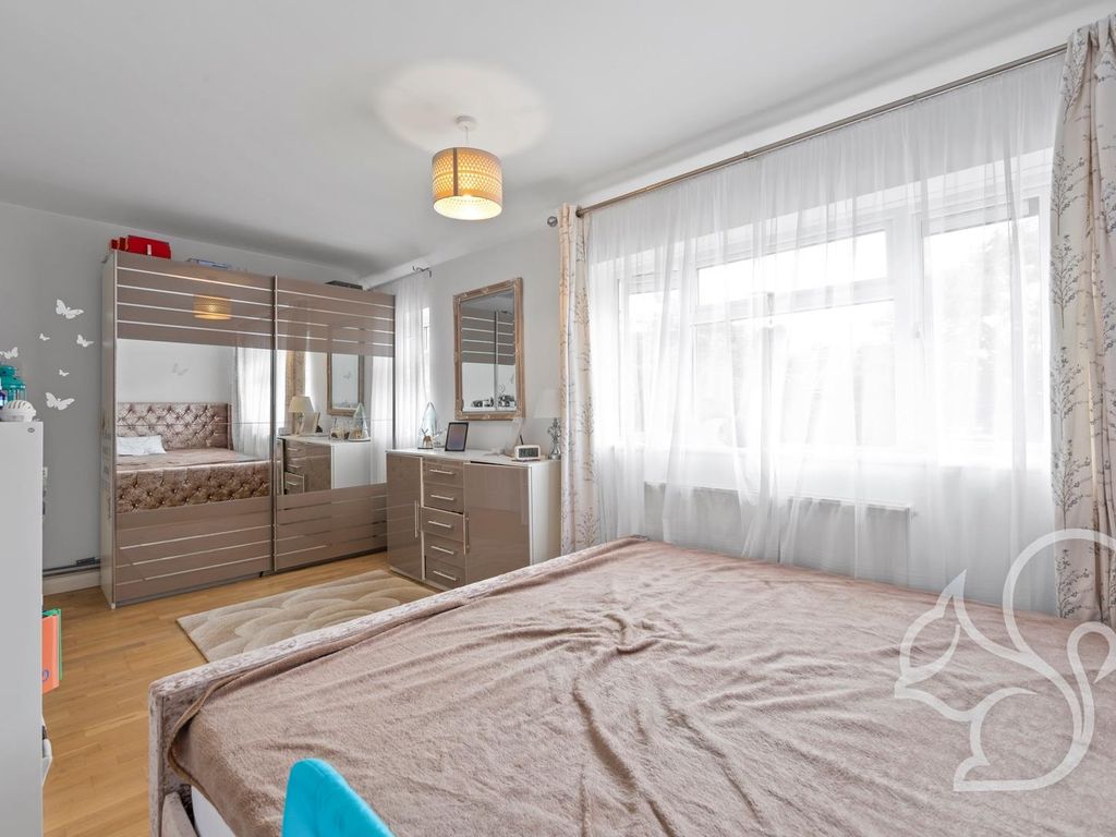 2 bed maisonette for sale in Paxman Avenue, Colchester CO2, £200,000