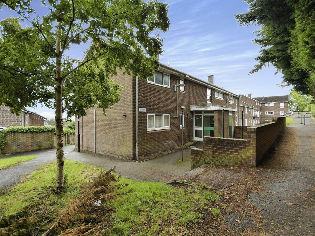 2 bed flat for sale in Firshill Walk, Shirecliffe S4, £92,000