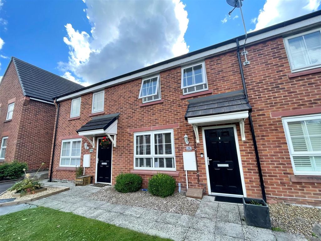 3 bed mews house for sale in Patrons Drive, Elworth, Sandbach CW11, £195,000