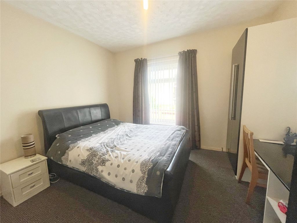 3 bed terraced house for sale in Grimshaw Lane, Middleton, Manchester M24, £140,000