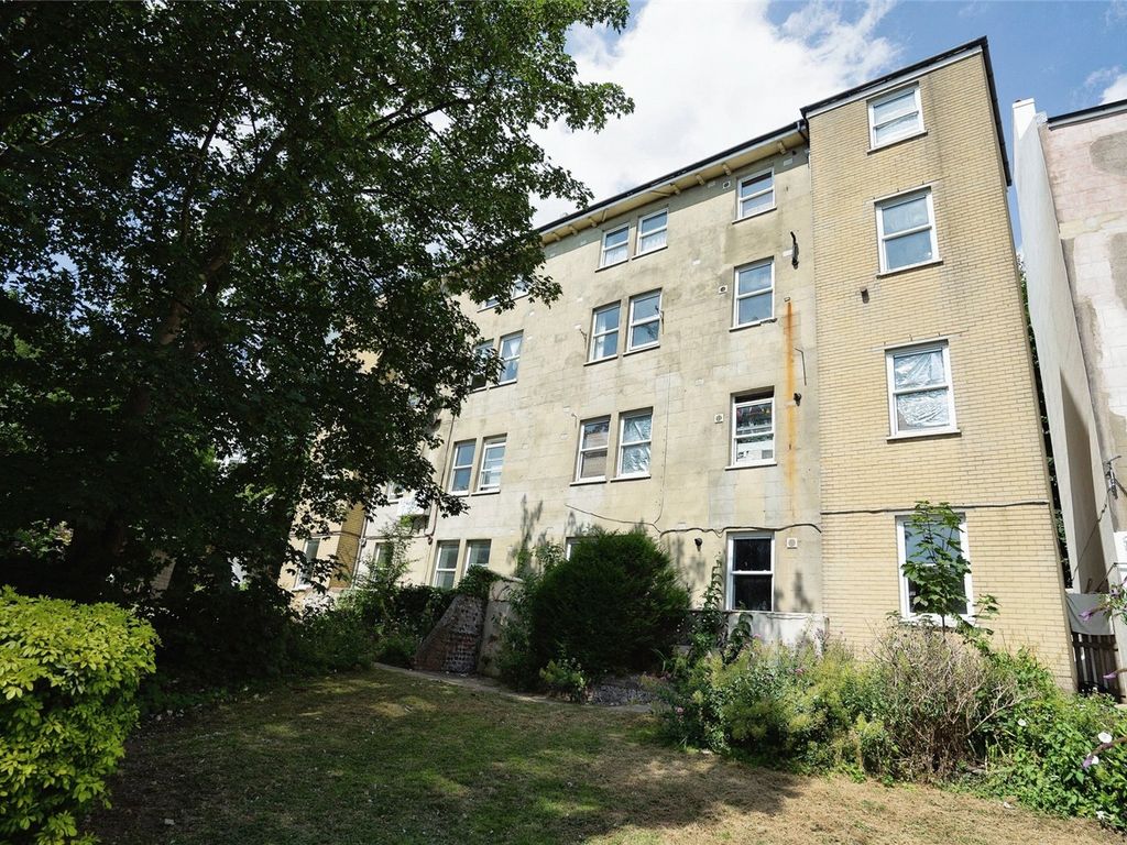 1 bed flat for sale in Buckingham Road, Brighton, East Sussex BN1, £185,000