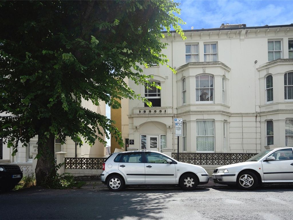 1 bed flat for sale in Buckingham Road, Brighton, East Sussex BN1, £185,000