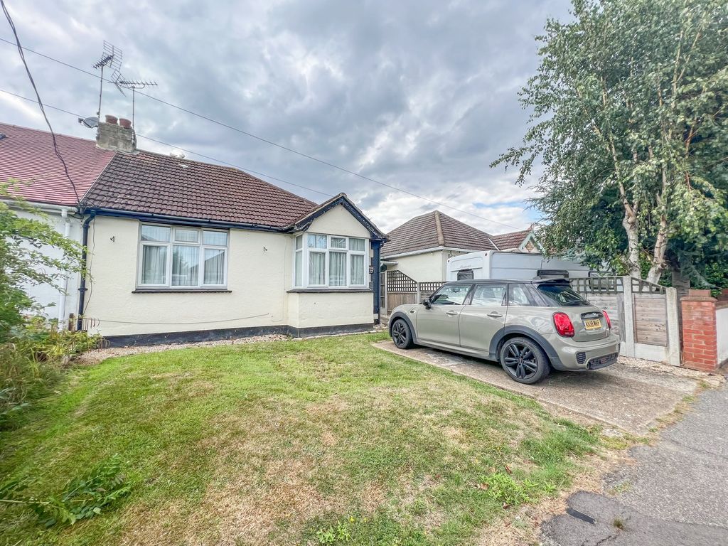2 bed semi-detached bungalow for sale in Glenwood Avenue, Leigh-On-Sea SS9, £300,000