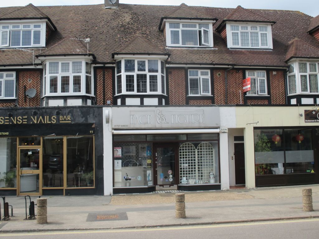 Retail premises for sale in Bradmore Green, Brookmans Park, Herts AL9, £699,000