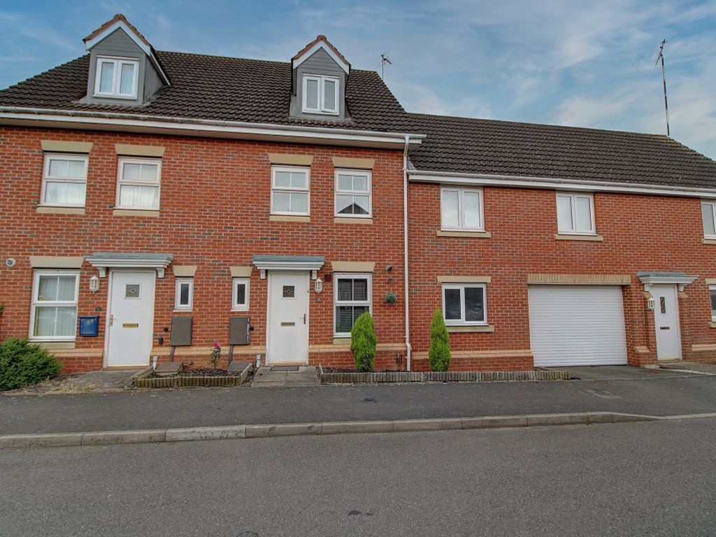 3 bed terraced house for sale in Brick Kiln Way, Bedworth CV12, £220,000
