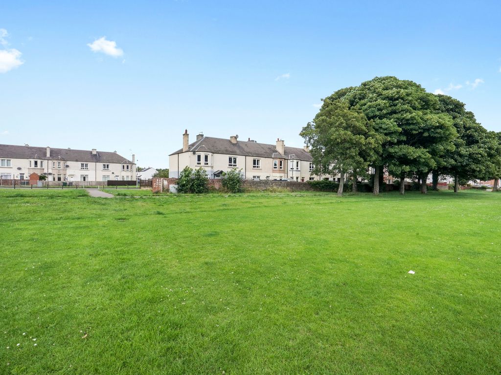2 bed flat for sale in 13 Park View, Musselburgh EH21, £160,000