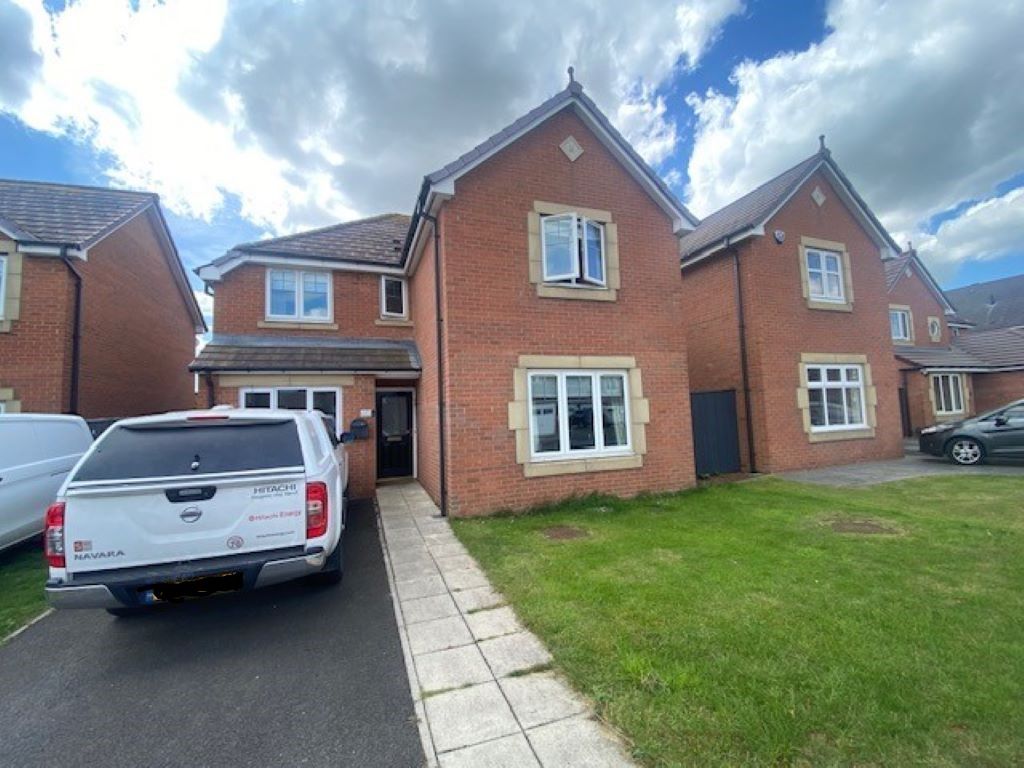 4 bed detached house for sale in Inglefield, Hartlepool TS25, £190,000