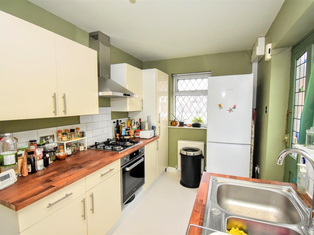2 bed semi-detached bungalow for sale in Hendon Garth, Rawcliffe, York YO30, £245,000