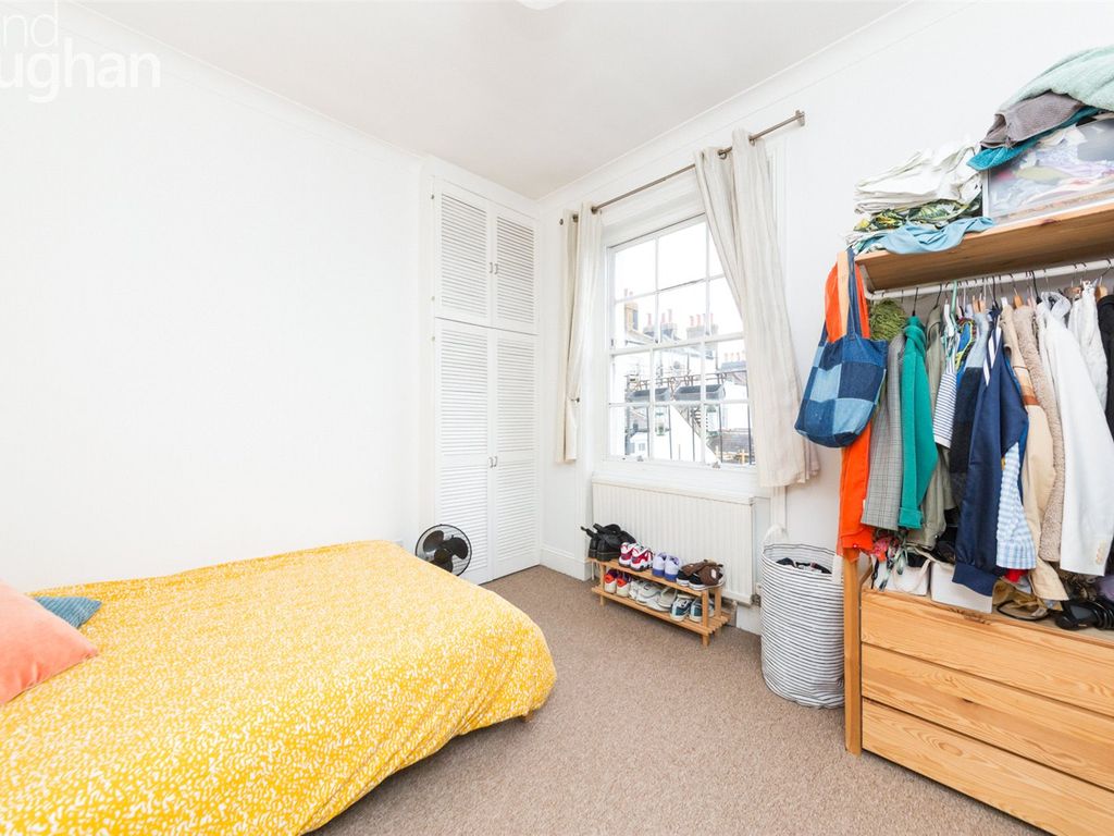 1 bed flat for sale in Norfolk Square, Brighton BN1, £275,000