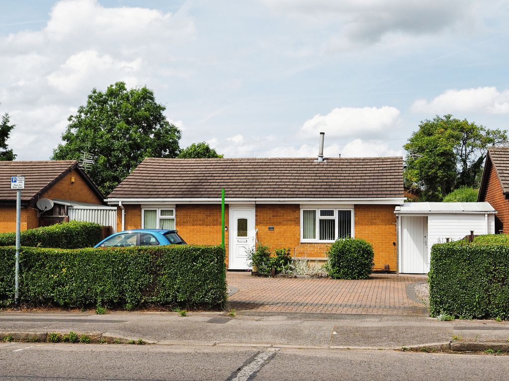 2 bed bungalow for sale in Glaisdale Drive East, Nottingham, Nottinghamshire NG8, £200,000