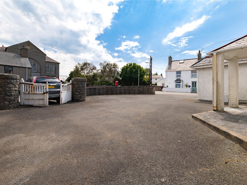 3 bed detached house for sale in Lon Cae Glas, Edern, Pwllheli, Lon Cae Glas LL53, £290,000