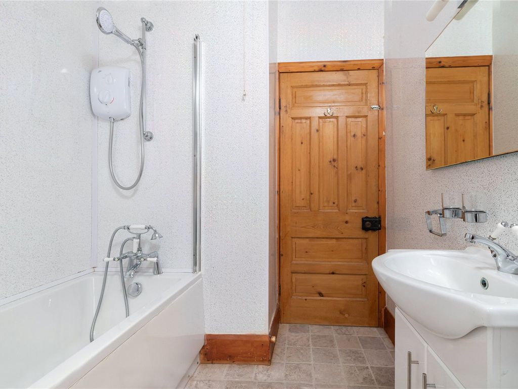 3 bed detached house for sale in Lon Cae Glas, Edern, Pwllheli, Lon Cae Glas LL53, £290,000