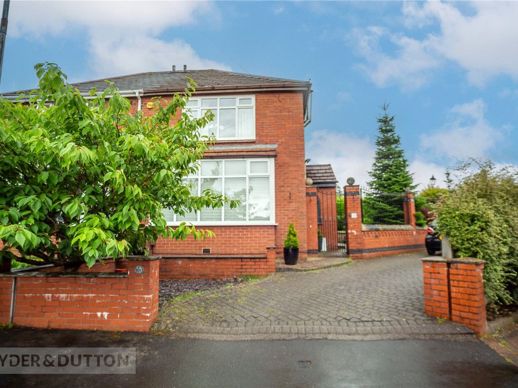 3 bed semi-detached house for sale in Harton Close, Shaw, Oldham, Greater Manchester OL2, £325,000