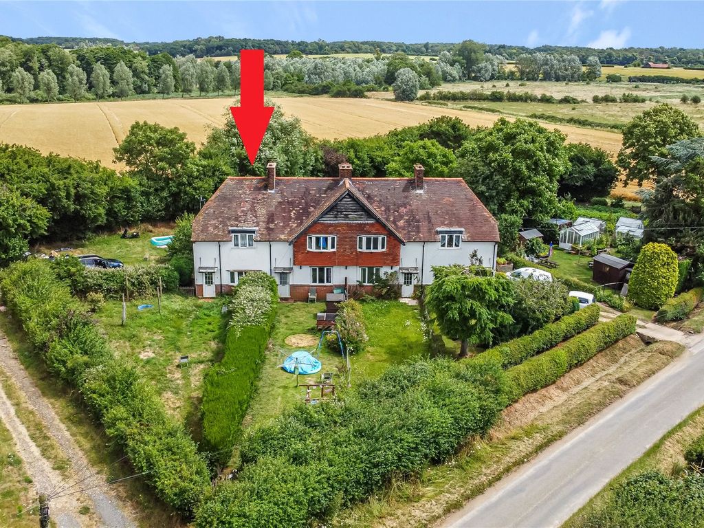 3 bed end terrace house for sale in Hoo, Woodbridge, Suffolk IP13, £275,000
