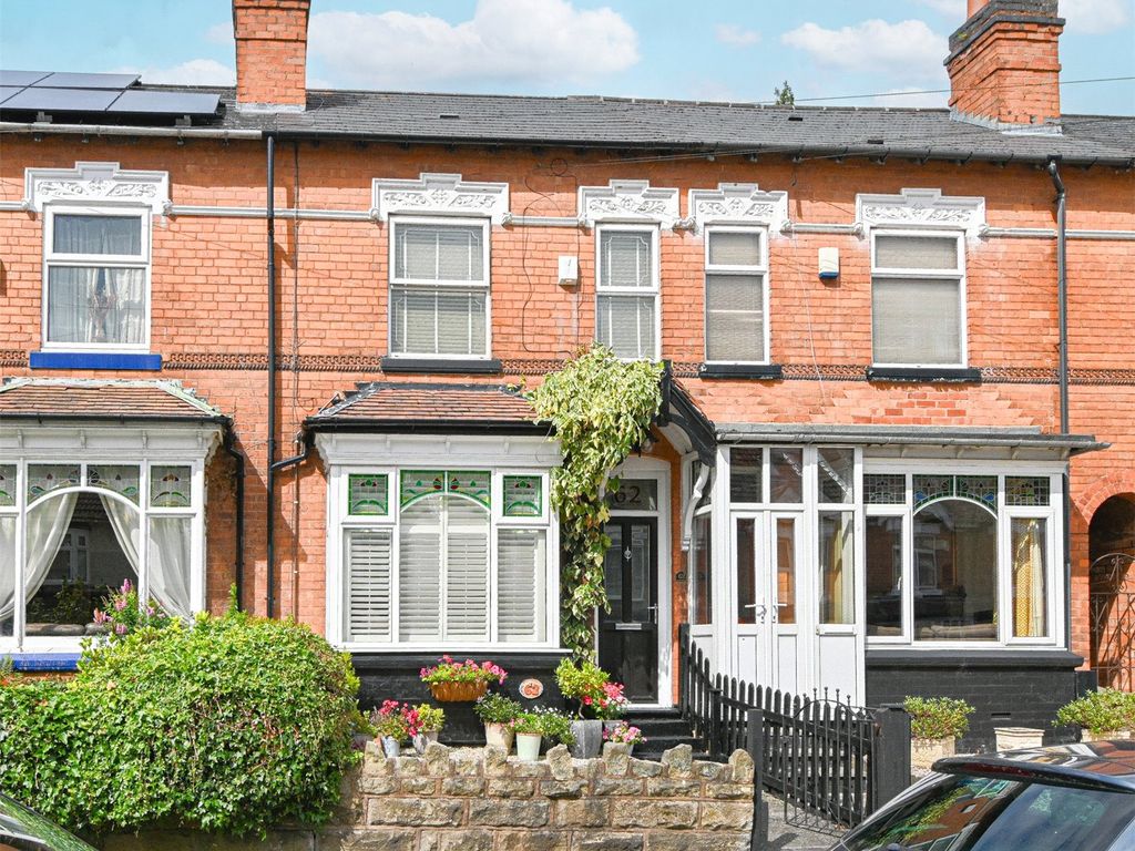 3 bed terraced house for sale in Galton Road, Bearwood, West Midlands B67, £325,000