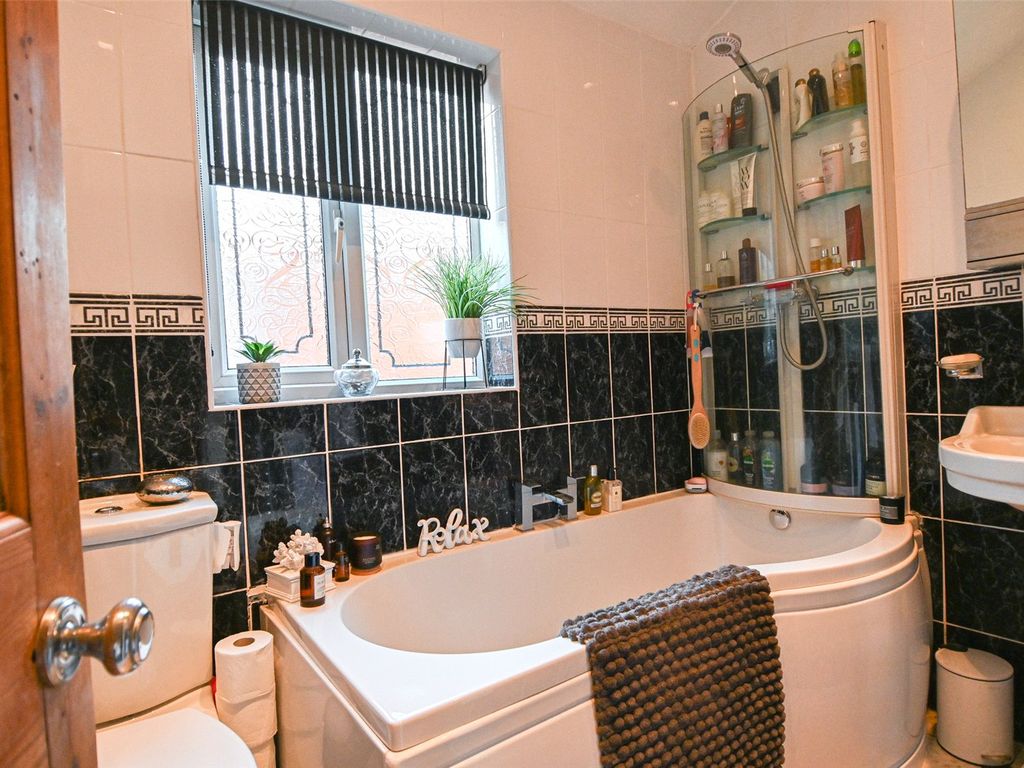 3 bed terraced house for sale in Galton Road, Bearwood, West Midlands B67, £325,000