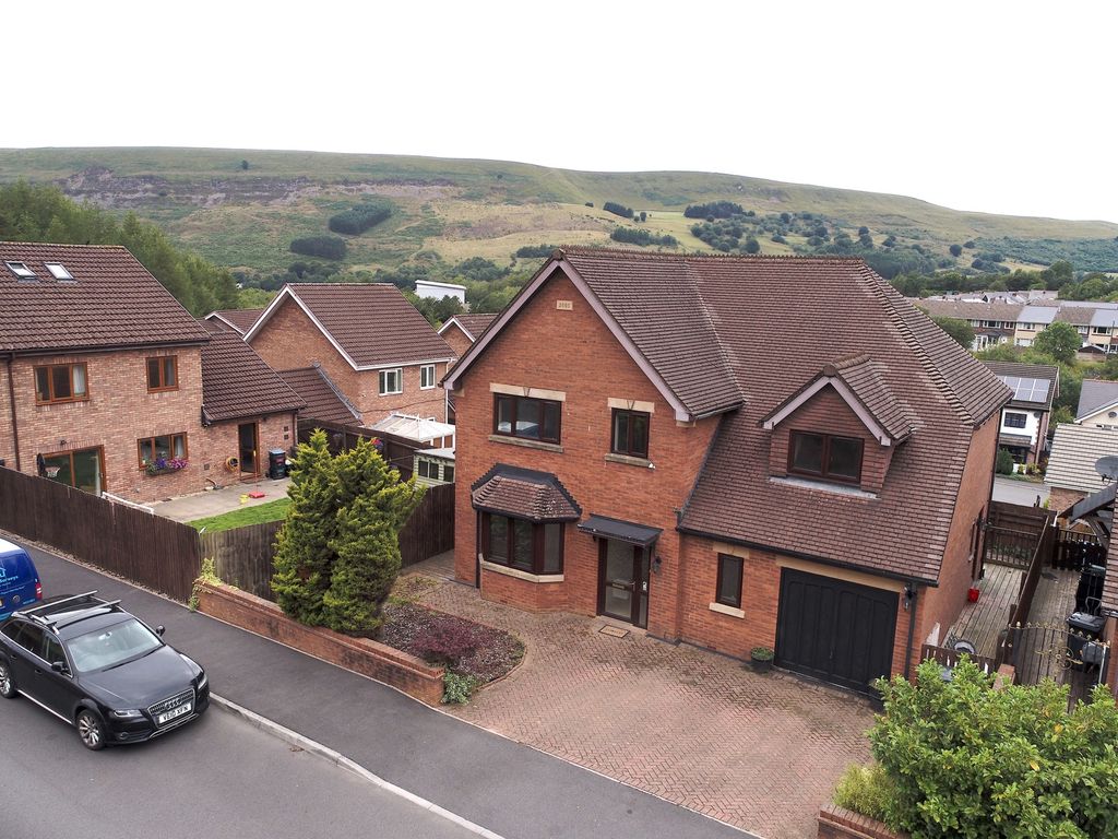 4 bed detached house for sale in Woodland Walk, Blaina NP13, £295,000