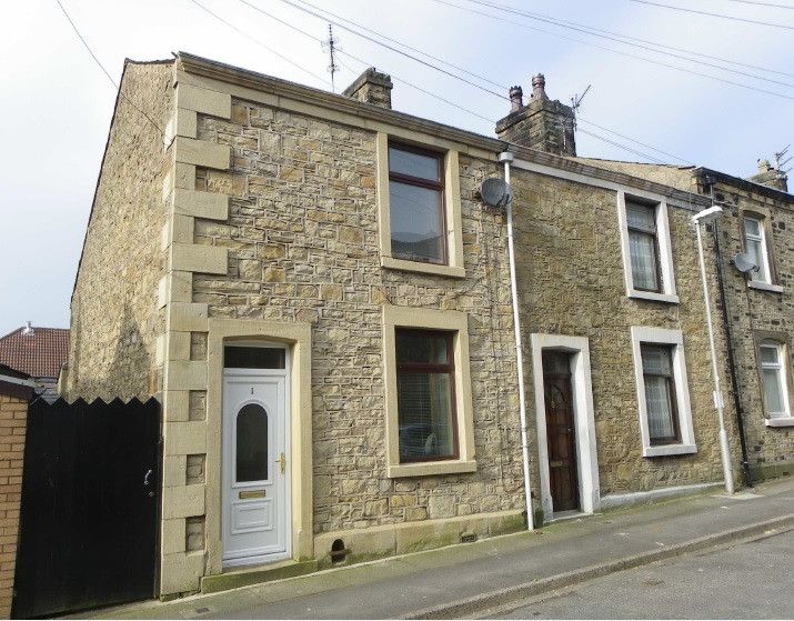 2 bed terraced house for sale in Severn Street, Longridge PR3, £130,000