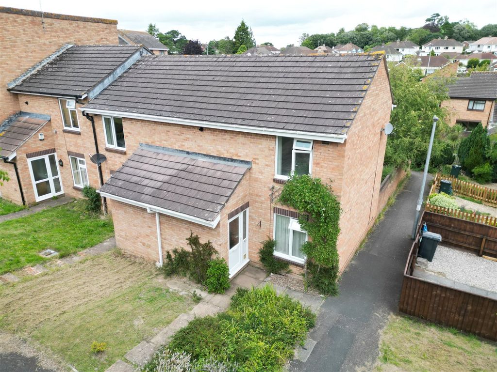 2 bed end terrace house for sale in Moorsend, Newton Abbot TQ12, £220,000