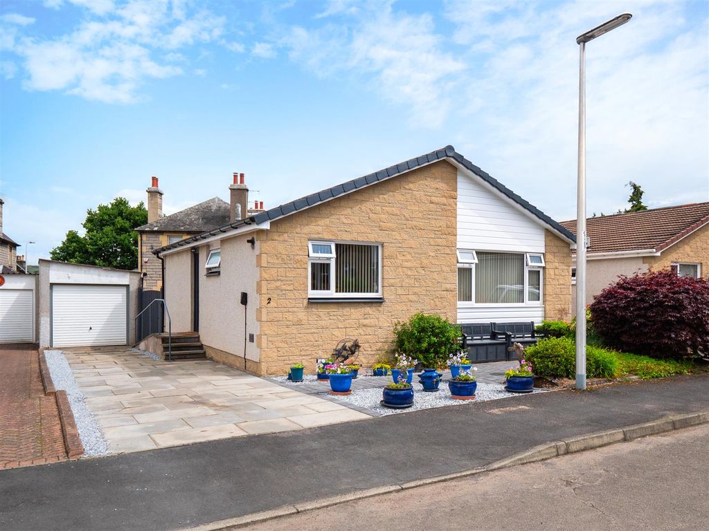 3 bed detached bungalow for sale in 2 Rosebank, Perth PH2, £260,000