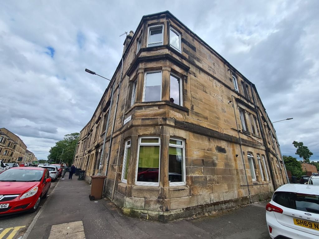 1 bed flat for sale in Seedhill Road, Paisley, Renfrewshire PA1, £45,000