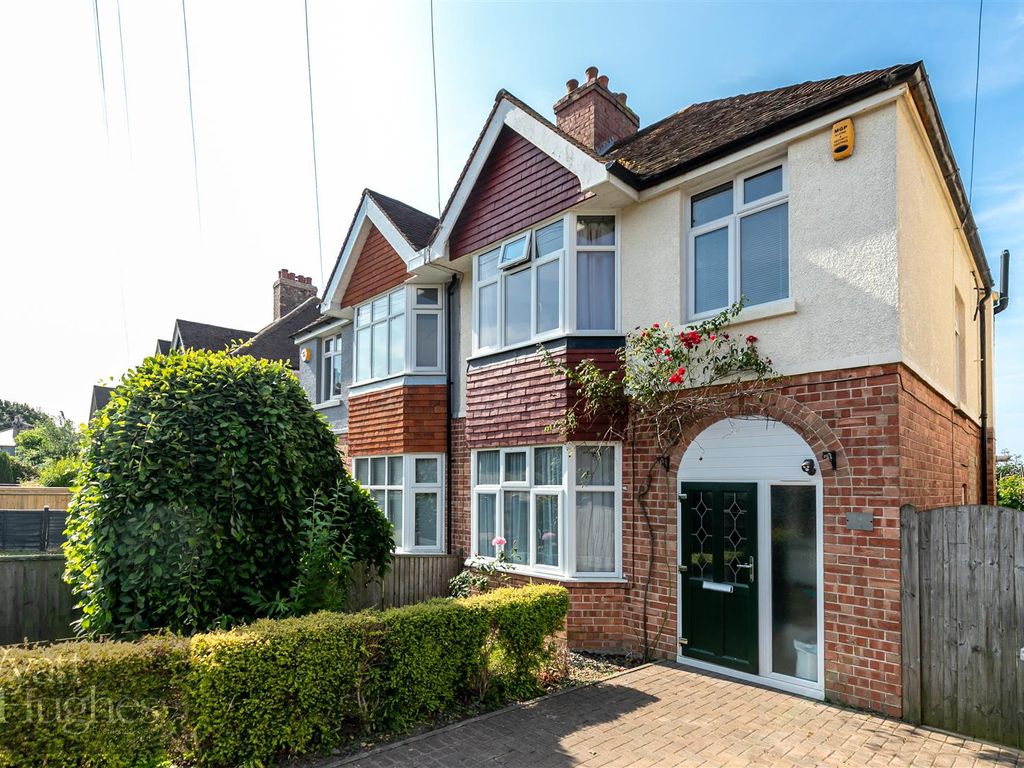 3 bed semi-detached house for sale in Hoads Wood Road, Hastings TN34, £325,000