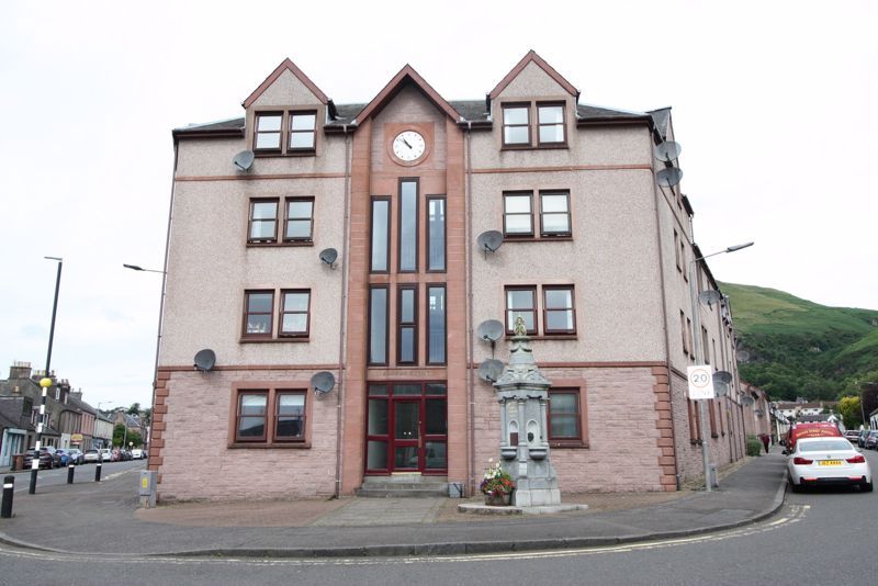 2 bed flat for sale in Curran Court, Tillicoultry FK13, £79,995
