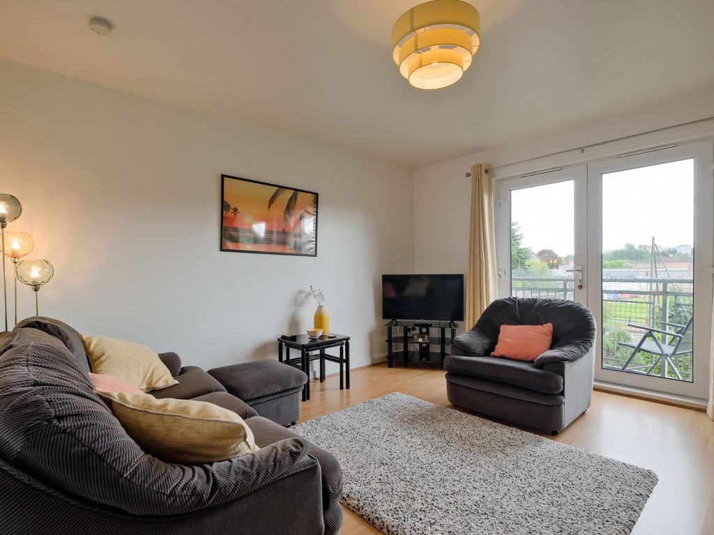 2 bed flat for sale in 10 Newburgh Street, Shawlands, Glasgow G43, £175,000