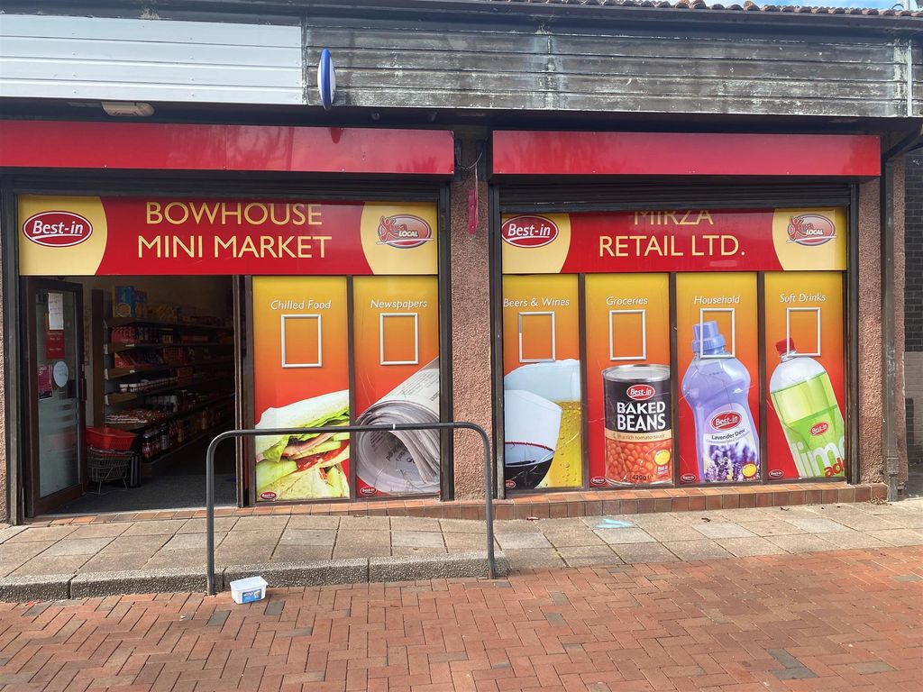 Retail premises for sale in Bowhouse Square, Grangemouth FK3, £55,000