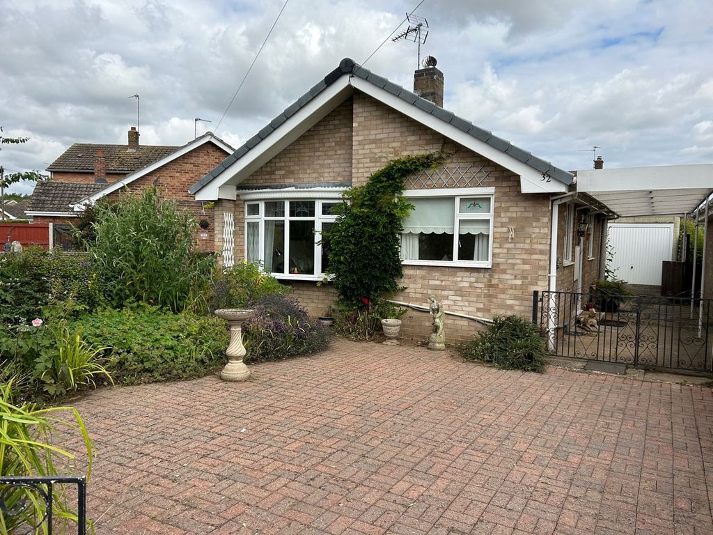 2 bed detached bungalow for sale in Godiva Crescent, Bourne PE10, £240,000