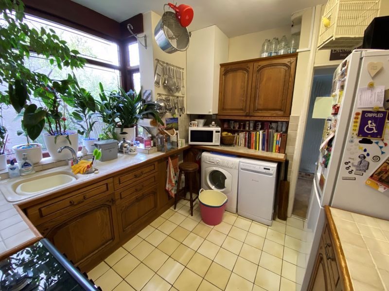 3 bed terraced house for sale in Gadsby Street, Nuneaton CV11, £179,950