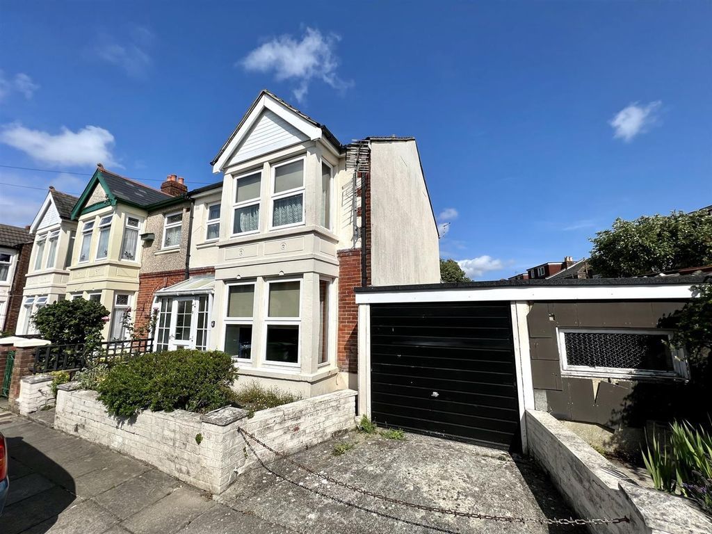3 bed property for sale in Brunel Road, Portsmouth PO2, £300,000