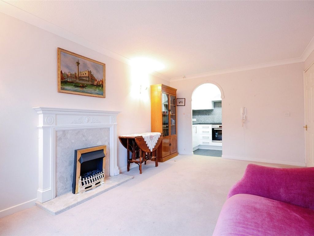 1 bed property for sale in Elstree Road, Bushey Heath, Bushey, Hertfordshire WD23, £134,950