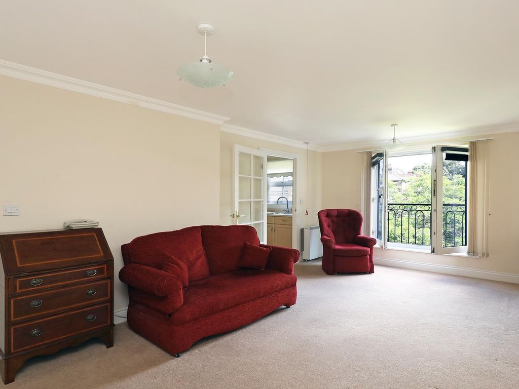1 bed flat for sale in 194 Horn Lane, Acton W3, £200,000