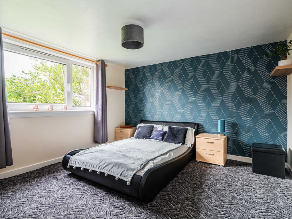 2 bed flat for sale in St. Katharine's Loan, Edinburgh EH16, £125,000