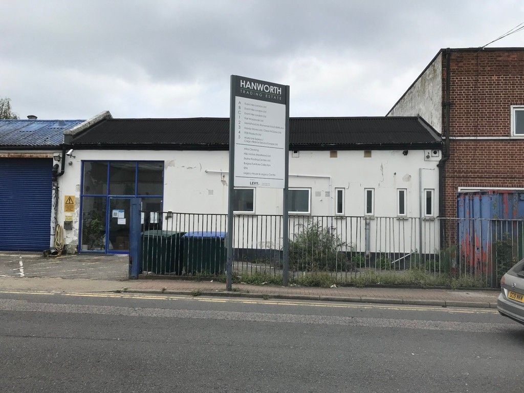 Warehouse for sale in 82-88 Hampton Road West, Hanworth, Middlesex TW13, Non quoting